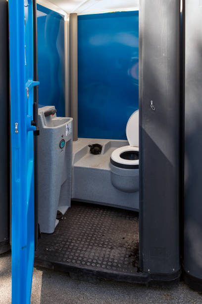 Best Portable restroom trailer rental  in Warroad, MN